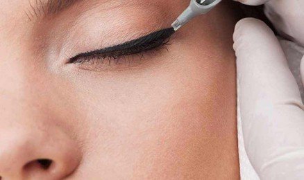 Permanente make-up en definitieve ontharing